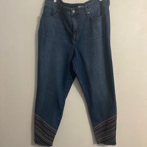 Style & Co Curvy 5 pocket denim with embroidery ankle jeans, size 18W